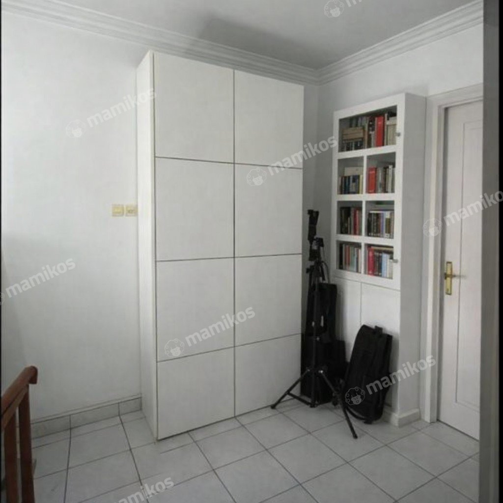 Rumah Sertifikat SHM 3 Kamar Tidur 2 Kamar Mandi Legenda Wisata Jakarta Timur - Photo 4