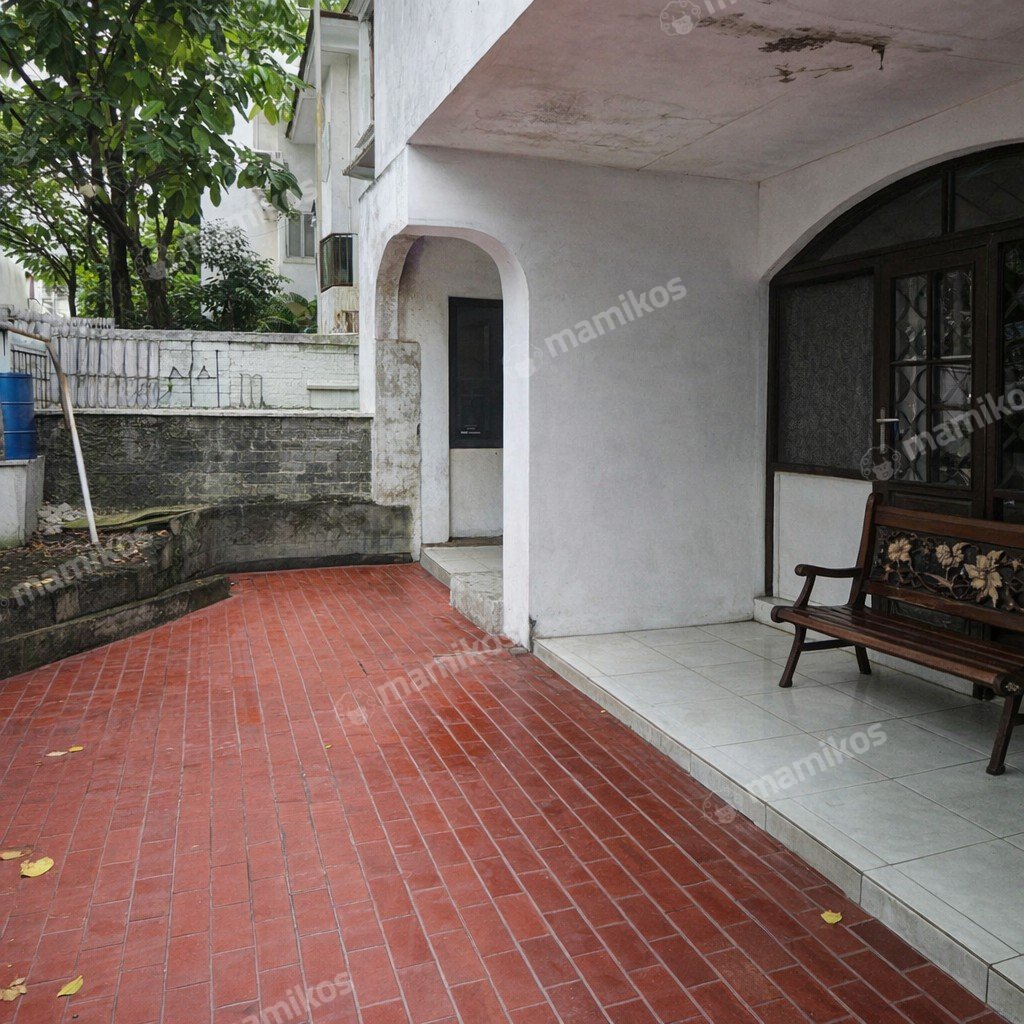 Rumah Sertifikat SHM 3 Kamar Tidur 2 Kamar Mandi Taman Ratu Jakarta Barat - Photo 2