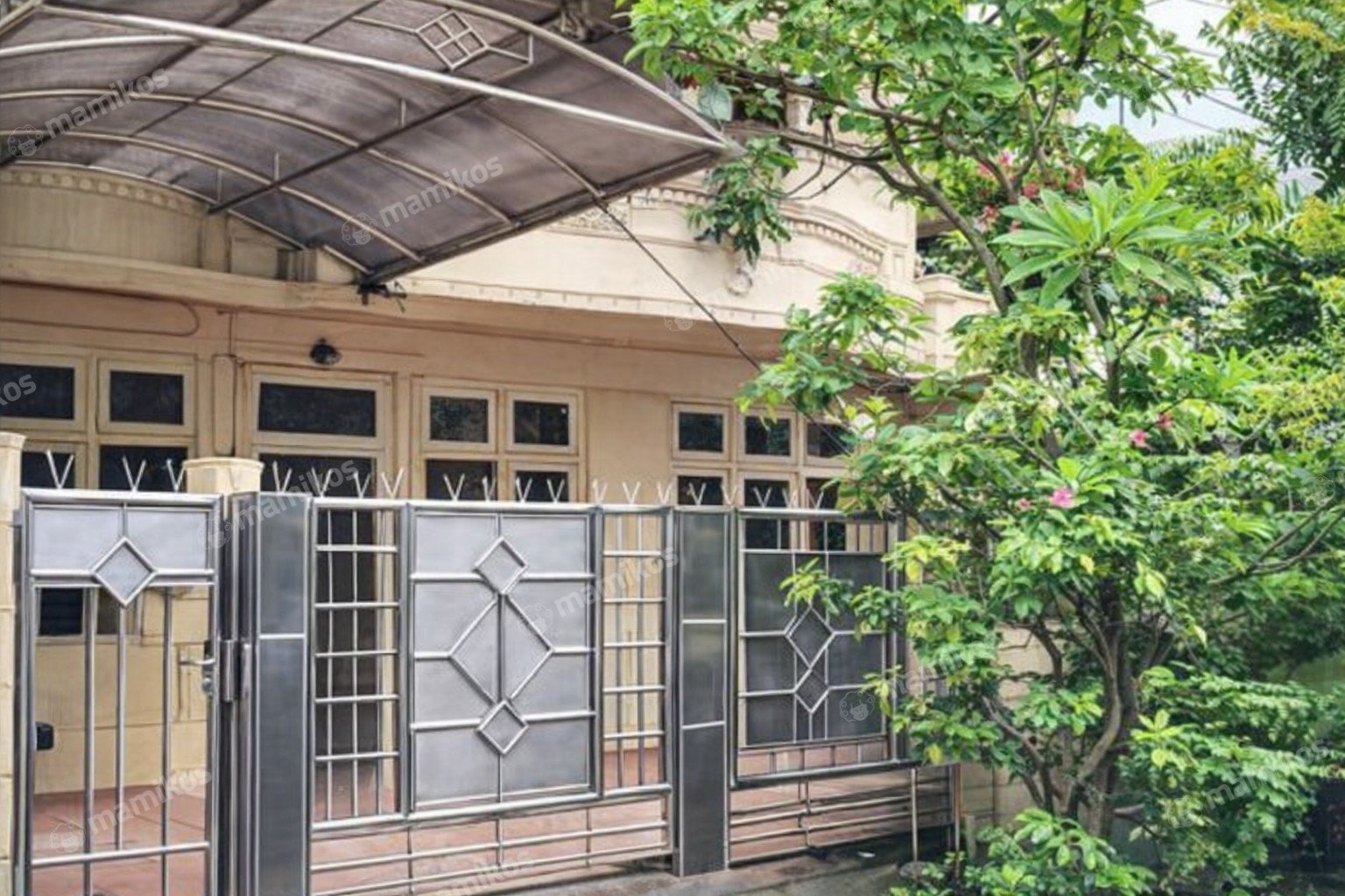 Rumah Sertifikat SHM 5 Kamar Tidur 5 Kamar Mandi Kelapa Gading Jakarta Utara
