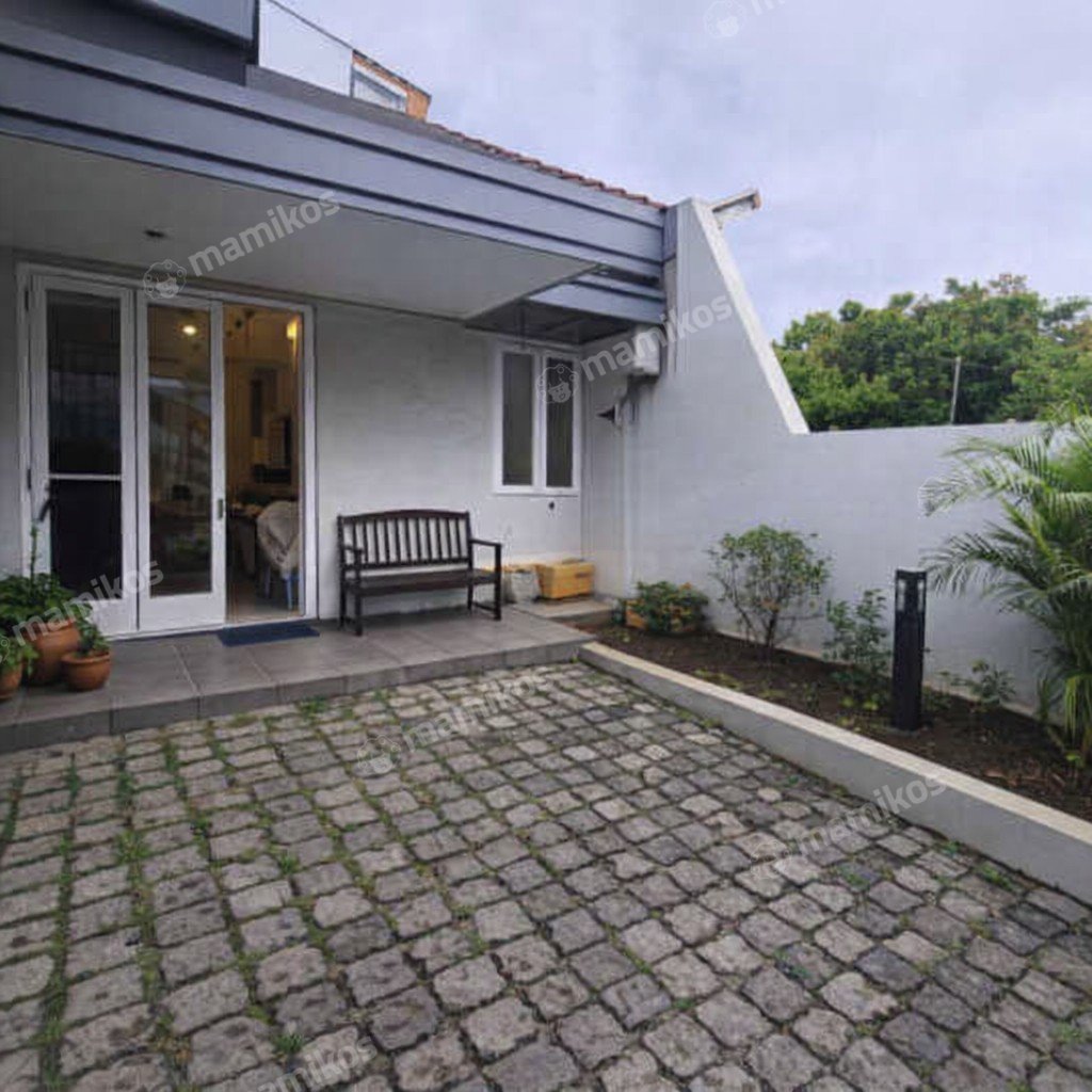 Rumah Sertifikat SHM 2 Kamar Tidur 1 Kamar Mandi Permata Buana Jakarta Barat - Photo 2