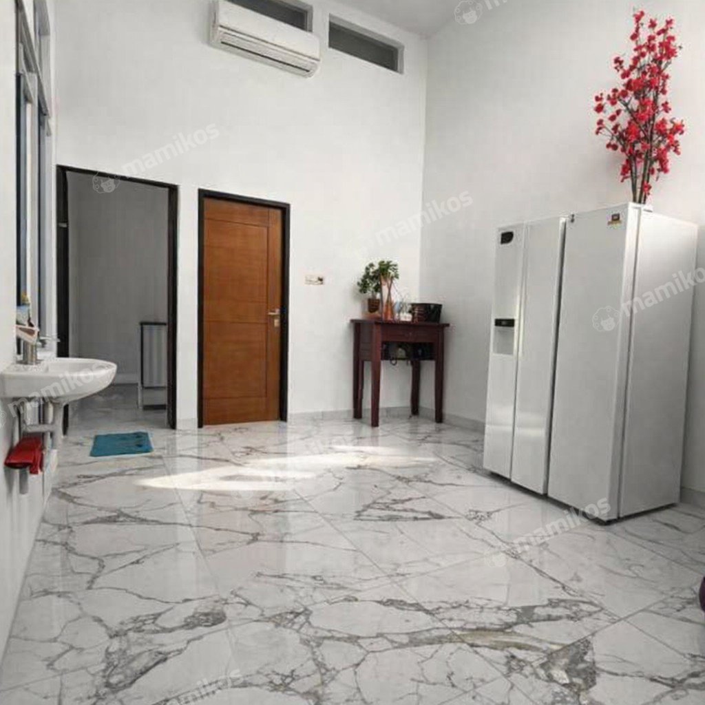 Rumah Sertifikat SHM 4 Kamar Tidur 5 Kamar Mandi Jelambar Jakarta Barat - Photo 3