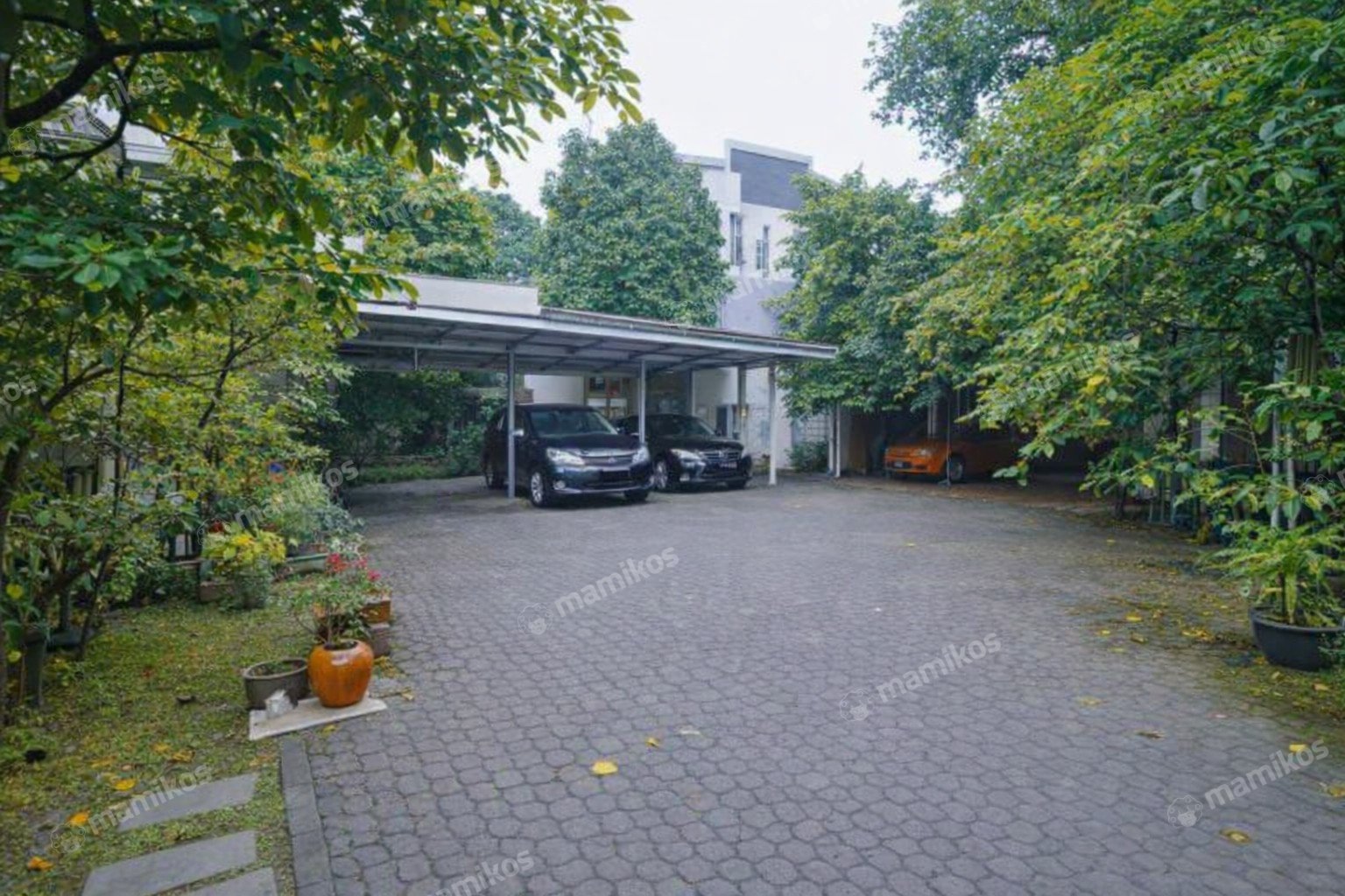 Rumah Sertifikat SHM 6 Kamar Tidur 4 Kamar Mandi Ragunan Jakarta Selatan - Photo 3