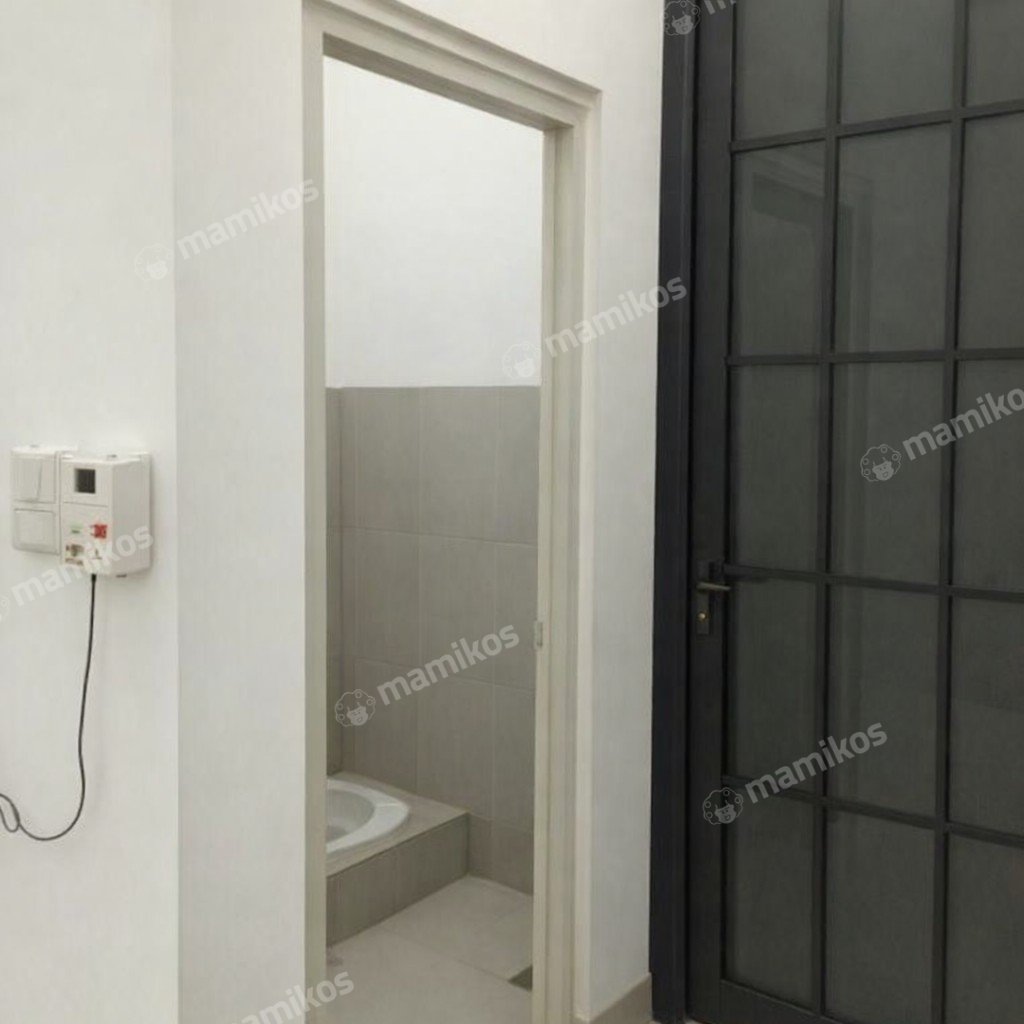 Rumah Sertifikat SHM 4 Kamar Tidur 3 Kamar Mandi Metland Puri Jakarta Barat - Photo 3