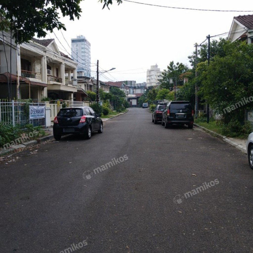 Rumah Sertifikat SHM 4 Kamar Tidur 3 Kamar Mandi Kelapa Gading Jakarta Utara - Photo 2