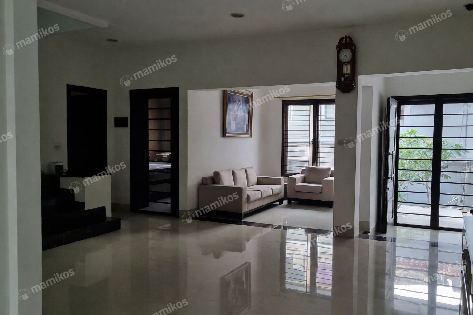 Rumah Sertifikat SHM 4 Kamar Tidur 4 Kamar Mandi Kelapa Gading Jakarta Utara