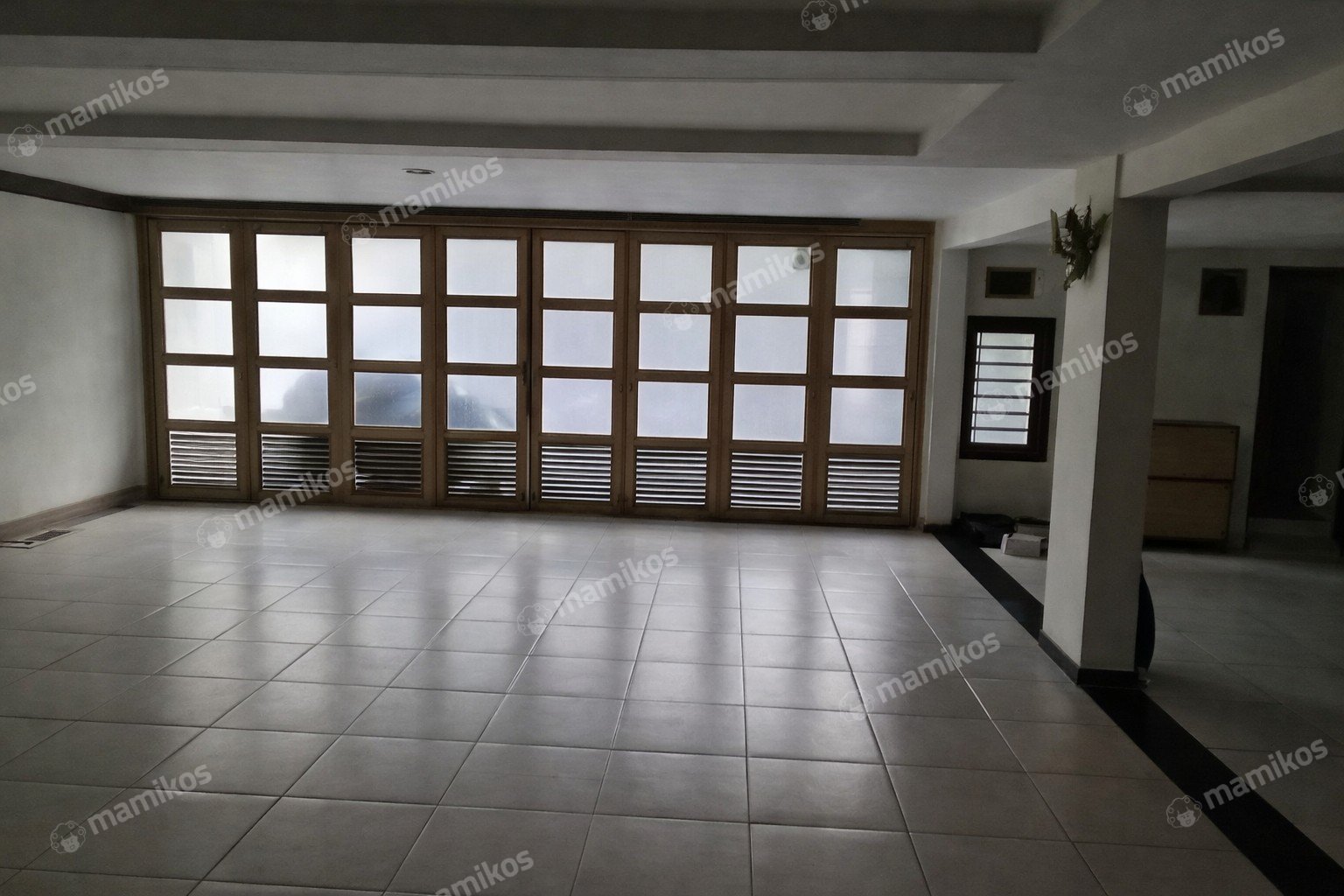 Rumah Sertifikat SHM 4 Kamar Tidur 4 Kamar Mandi Kelapa Gading Jakarta Utara - Photo 2