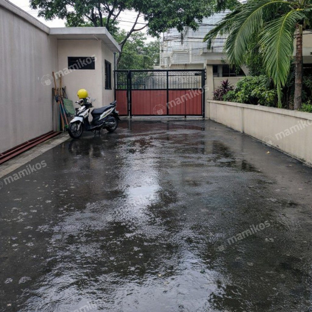 Rumah Sertifikat SHM 4 Kamar Tidur 4 Kamar Mandi Kemang Jakarta Selatan - Photo 2