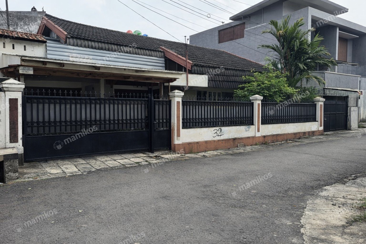 Rumah Sertifikat SHM 5 Kamar Tidur 5 Kamar Mandi Pondok Indah Jakarta Selatan