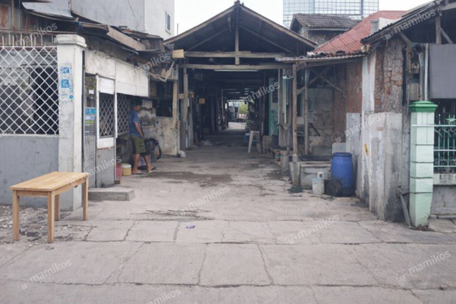 Rumah 5 Kamar Tidur 3 Kamar Mandi 2 Lantai Jembatan Besi Jakarta Barat - Photo 4