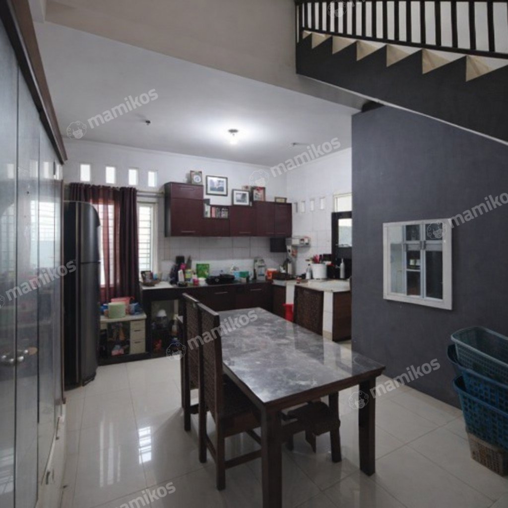 Rumah Sertifikat SHM 6 Kamar Tidur 3 Kamar Mandi Cibubur Jakarta Timur - Photo 3