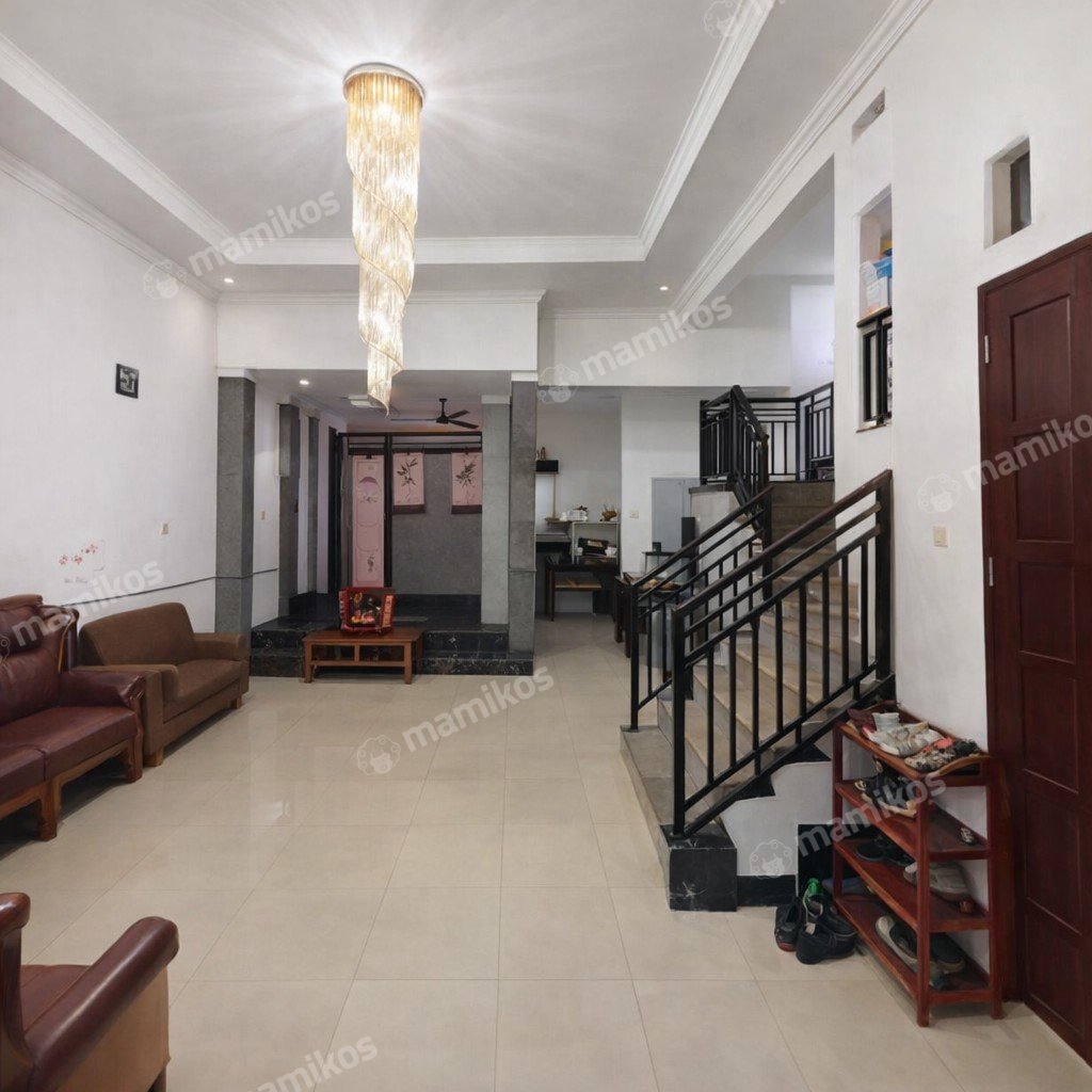 Rumah Sertifikat SHM 6 Kamar Tidur 3 Kamar Mandi Cibubur Jakarta Timur - Photo 4