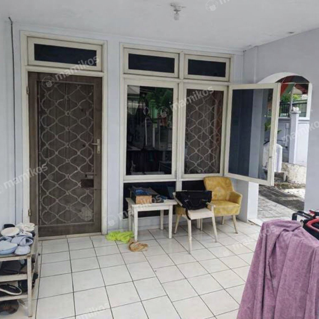 Rumah Sertifikat SHM 3 Kamar Tidur 2 Kamar Mandi Kelapa Gading Jakarta Utara - Photo 2