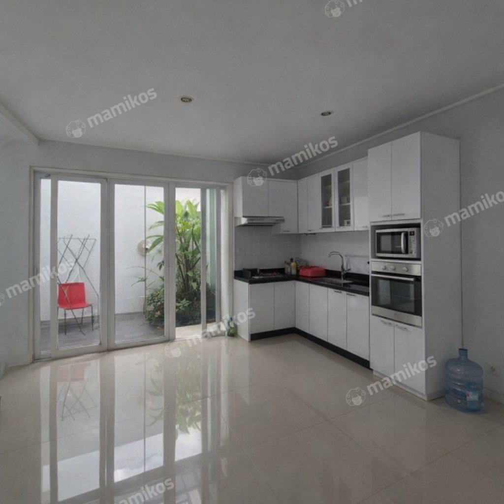 Rumah Sertifikat SHM 3 Kamar Tidur 3 Kamar Mandi TB Simatupang Jakarta Selatan - Photo 3
