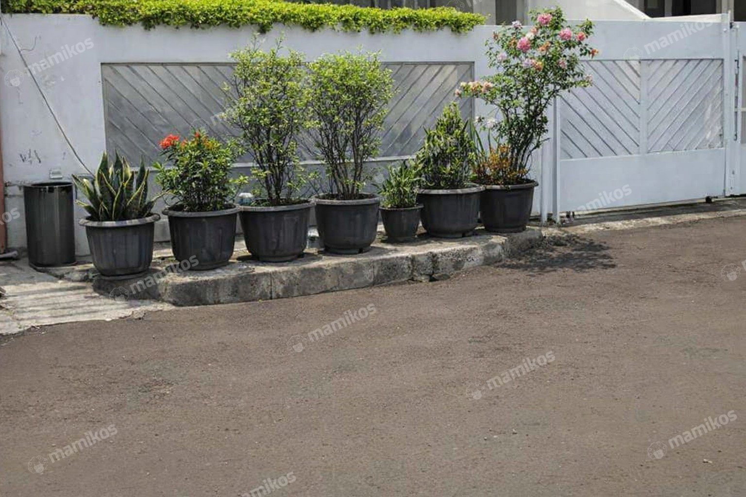 Rumah 3KT 3KM Intercon Jakarta Barat