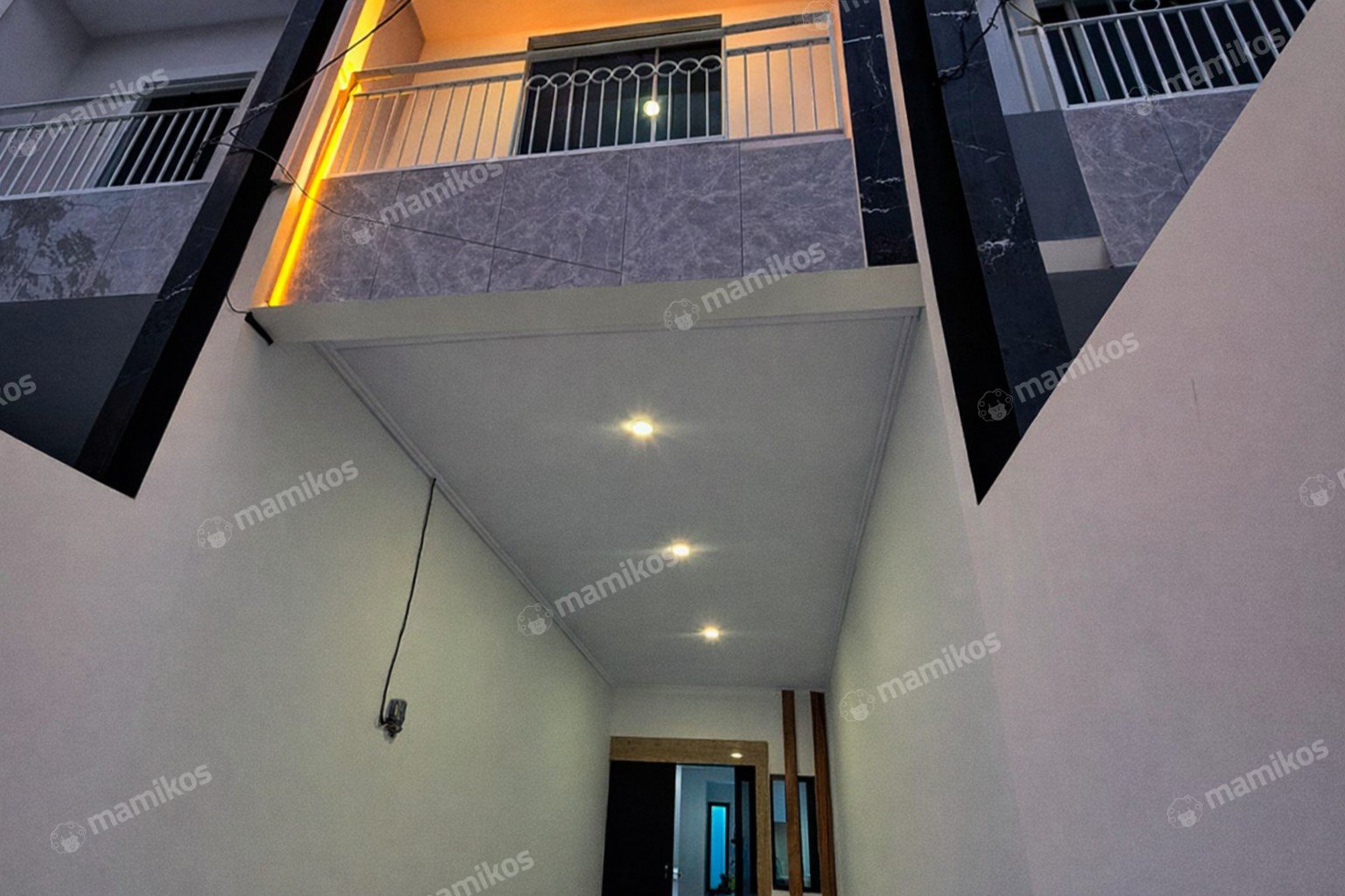 Rumah 5KT 4KM Tanjung Duren Jakarta Barat