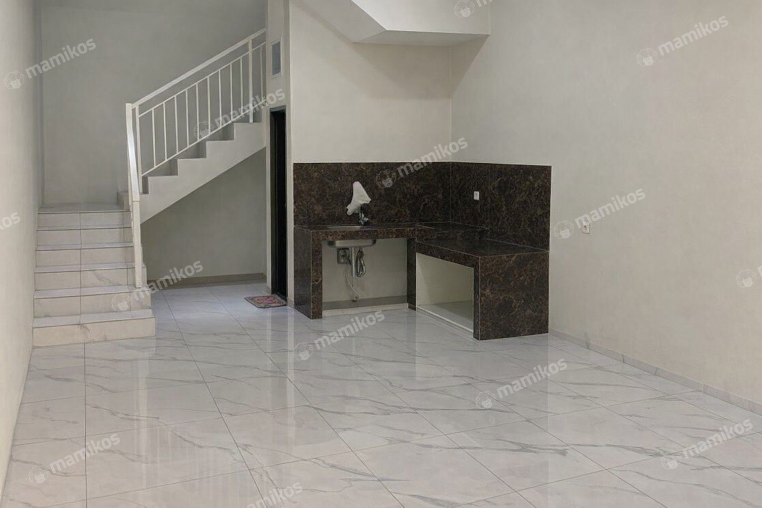 Rumah Sertifikat SHM 3 Kamar Tidur 3 Kamar Mandi Kepa Duri Jakarta Barat