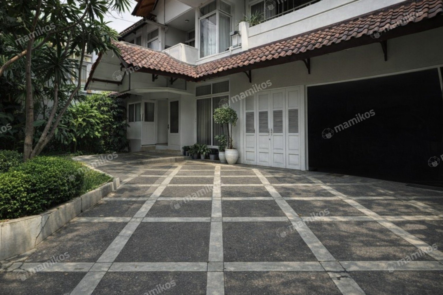 Rumah Sertifikat SHM 5 Kamar Tidur 4 Kamar Mandi Kebayoran Baru Jakarta Selatan