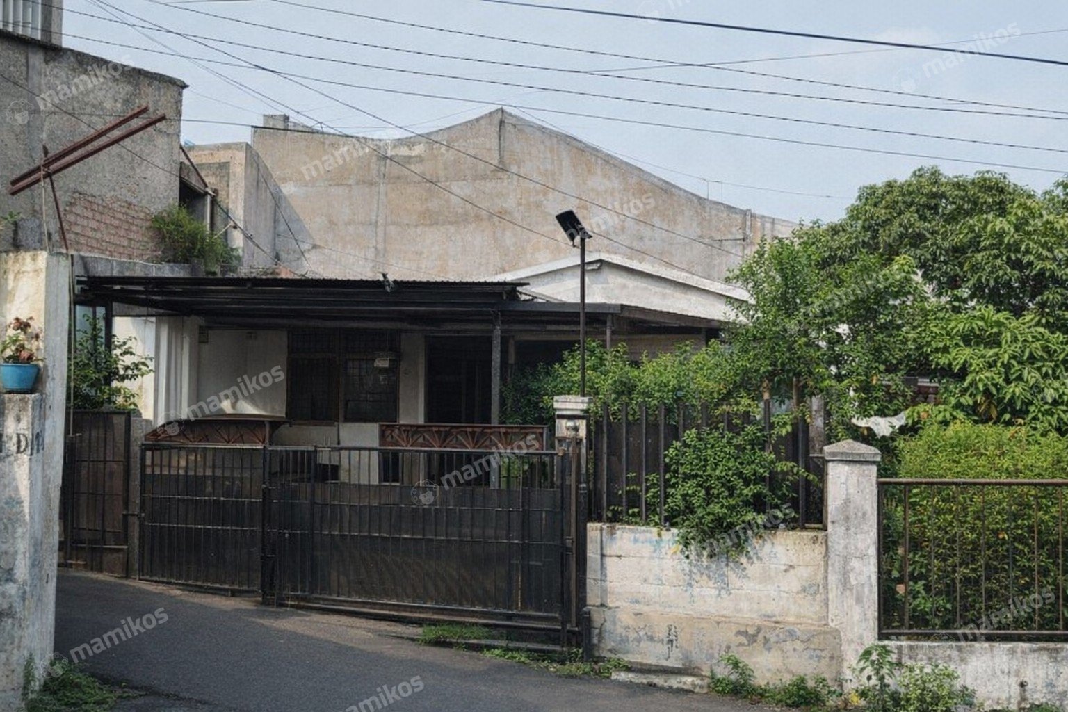 Rumah Sertifikat SHM 3 Kamar Tidur 2 Kamar Mandi Kemanggisan Jakarta Barat