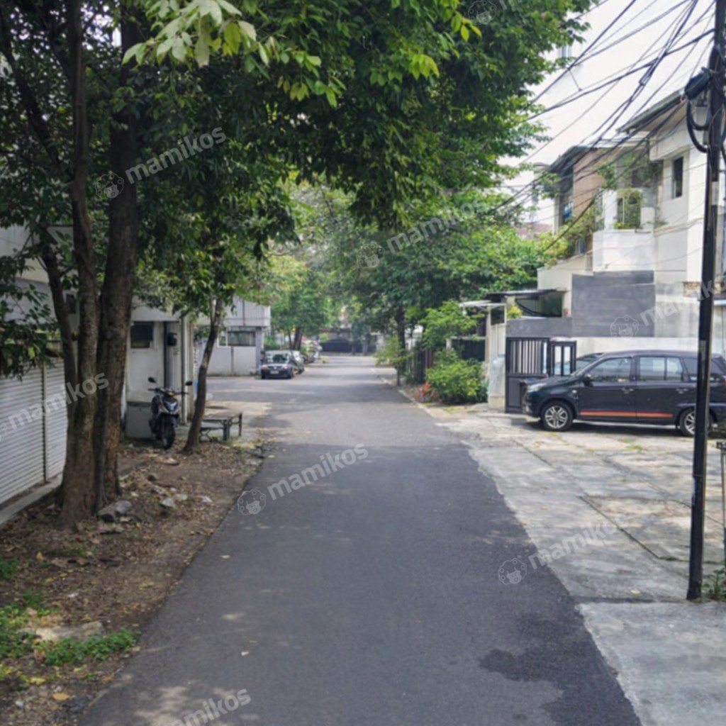 Rumah Sertifikat SHM 3 Kamar Tidur 3 Kamar Mandi Senopati Jakarta Selatan - Photo 5