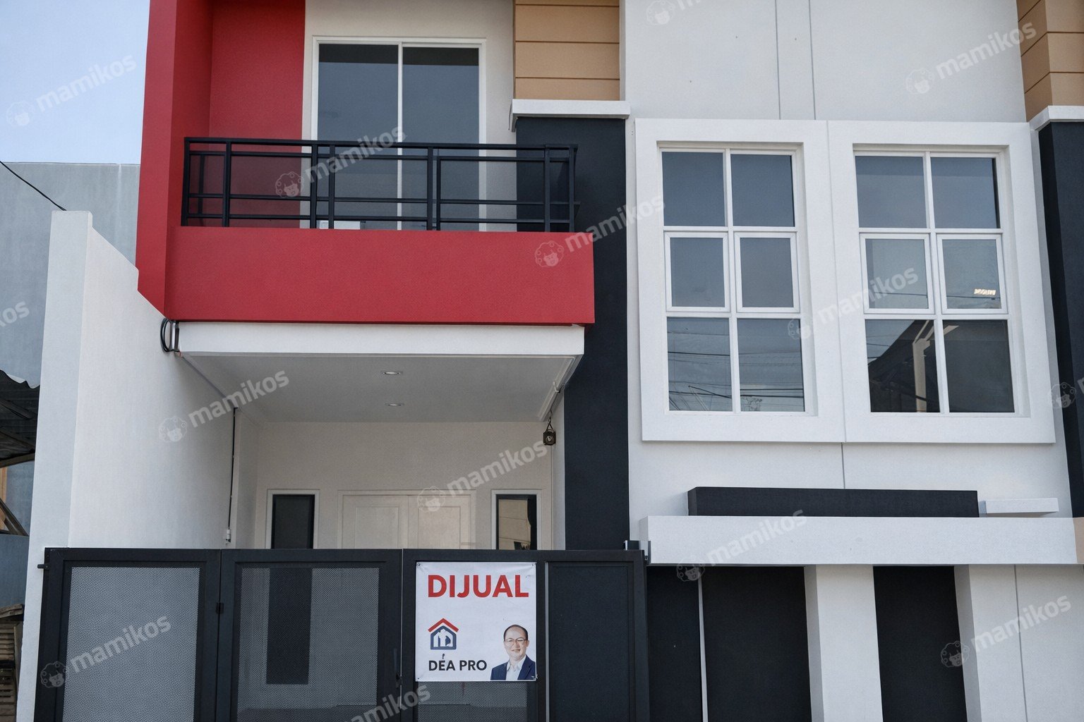 Rumah Sertifikat SHM 3 Kamar Tidur 3 Kamar Mandi Citra Garden Jakarta Barat