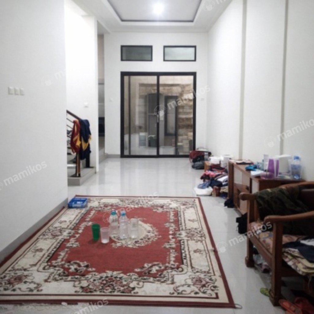 Rumah Sertifikat SHM 3 Kamar Tidur 3 Kamar Mandi Duren Sawit Jakarta Timur - Photo 3