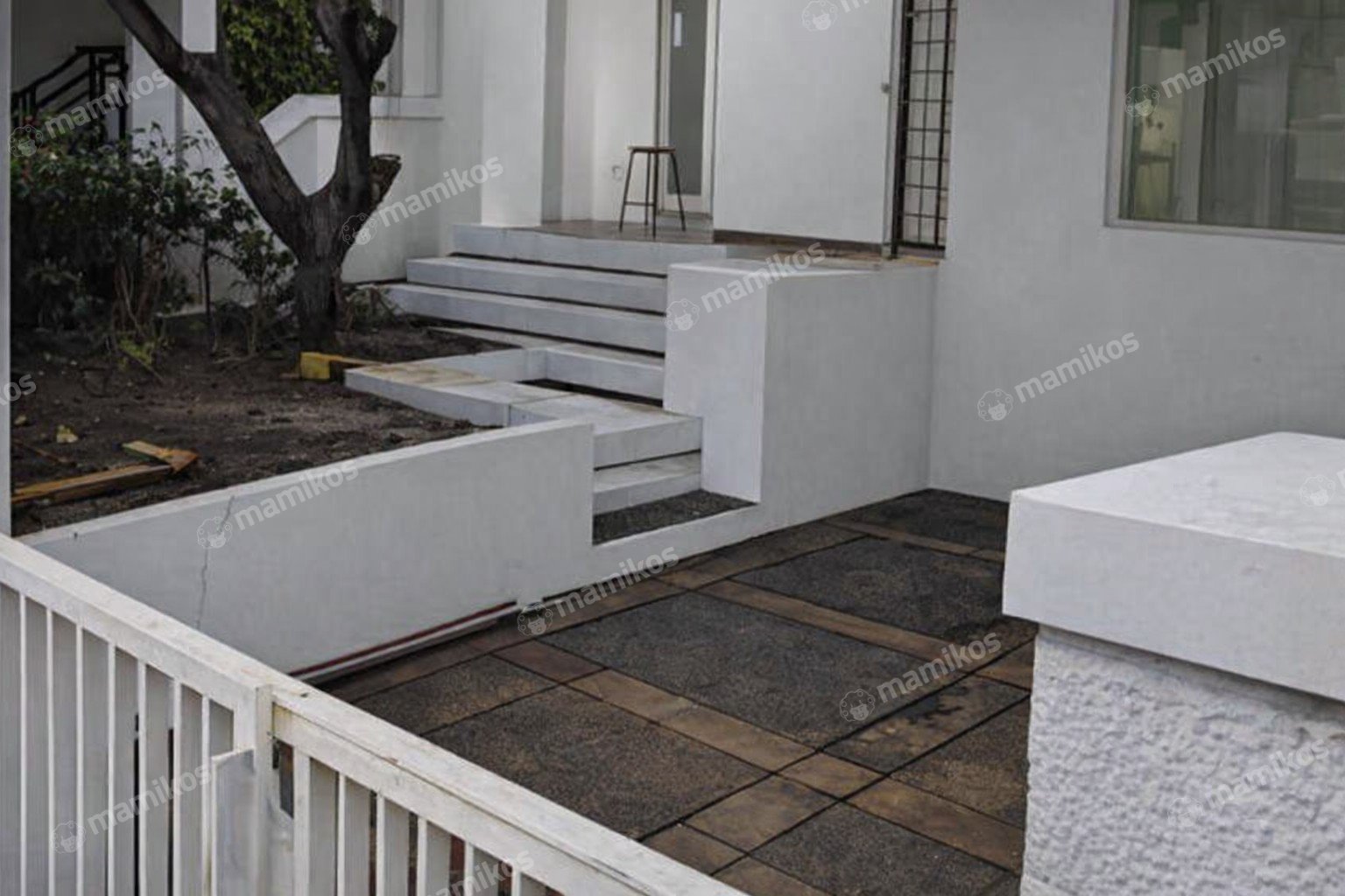 Rumah Sertifikat SHM 2 Kamar Tidur 2 Kamar Mandi Citra Grand Jakarta Timur
