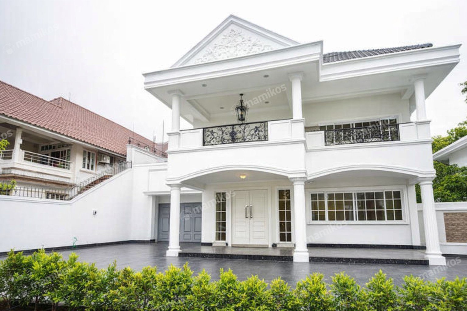 Rumah Sertifikat SHM 5 Kamar Tidur 5 Kamar Mandi Kemang Jakarta Selatan
