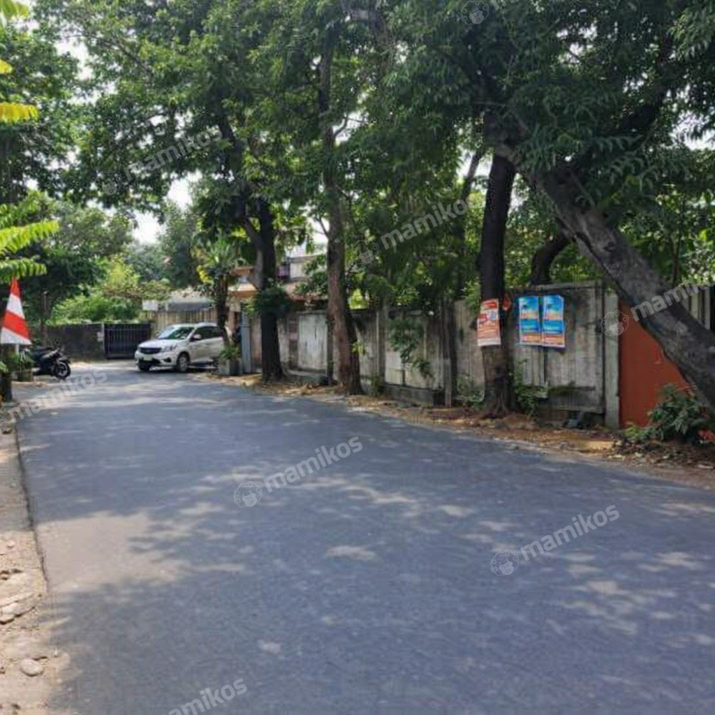 Rumah 7 Kamar Tidur 5 Kamar Mandi 1 Lantai Petukangan Jakarta Selatan - Photo 5