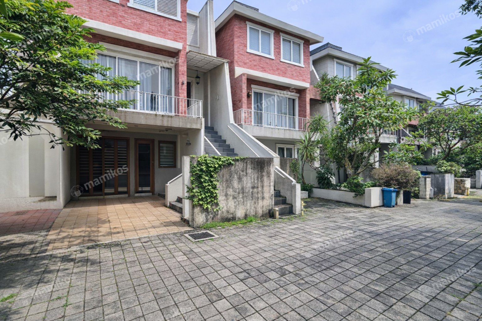 Rumah Sertifikat SHM 4 Kamar Tidur 3 Kamar Mandi Cilandak Jakarta Selatan