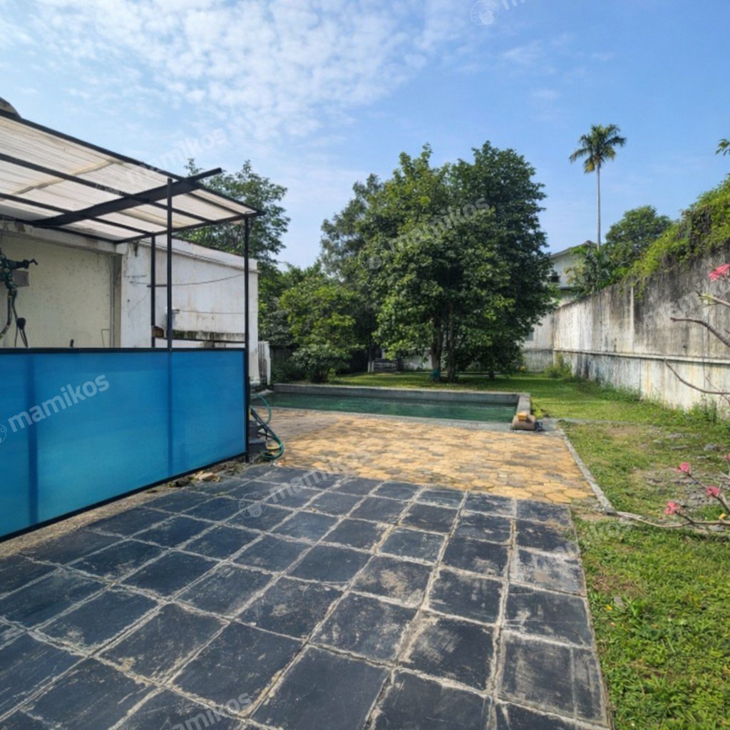 Rumah Sertifikat SHM 6 Kamar Tidur 4 Kamar Mandi Kemang Jakarta Selatan - Photo 2