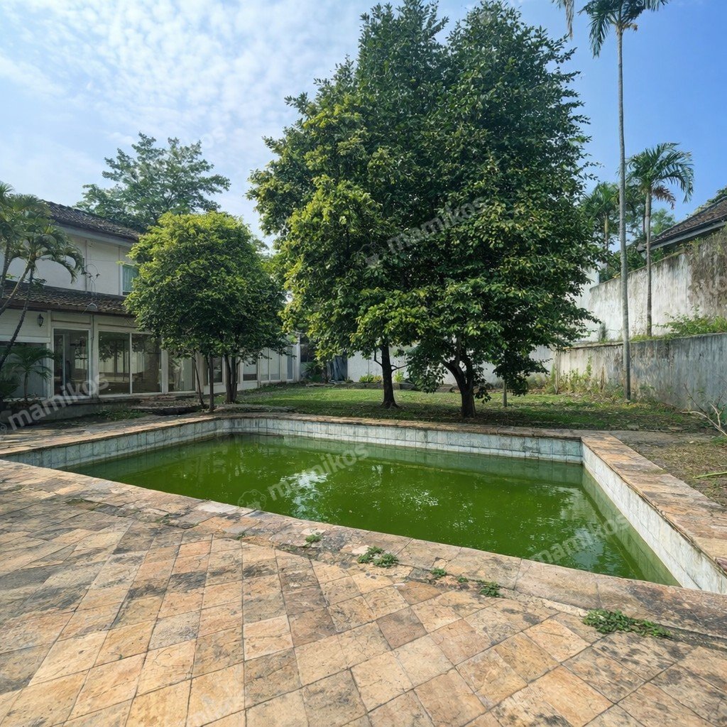 Rumah Sertifikat SHM 6 Kamar Tidur 4 Kamar Mandi Kemang Jakarta Selatan - Photo 4