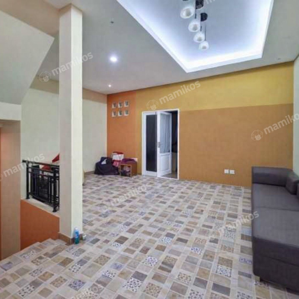 Rumah Sertifikat SHM 4 Kamar Tidur 4 Kamar Mandi Taman Palem Jakarta Barat - Photo 4