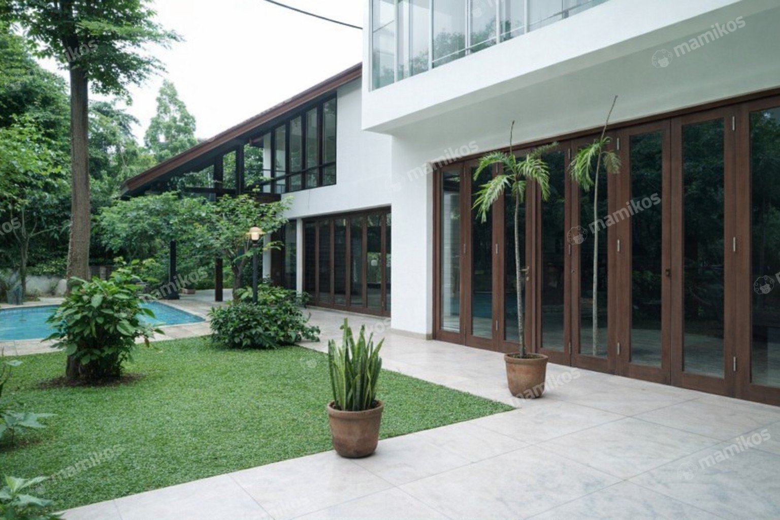 Rumah Sertifikat SHM 5 Kamar Tidur 4 Kamar Mandi Kemang Jakarta Selatan - Photo 2