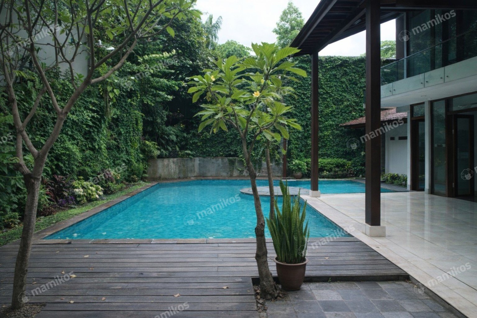 Rumah Sertifikat SHM 5 Kamar Tidur 4 Kamar Mandi Kemang Jakarta Selatan - Photo 4