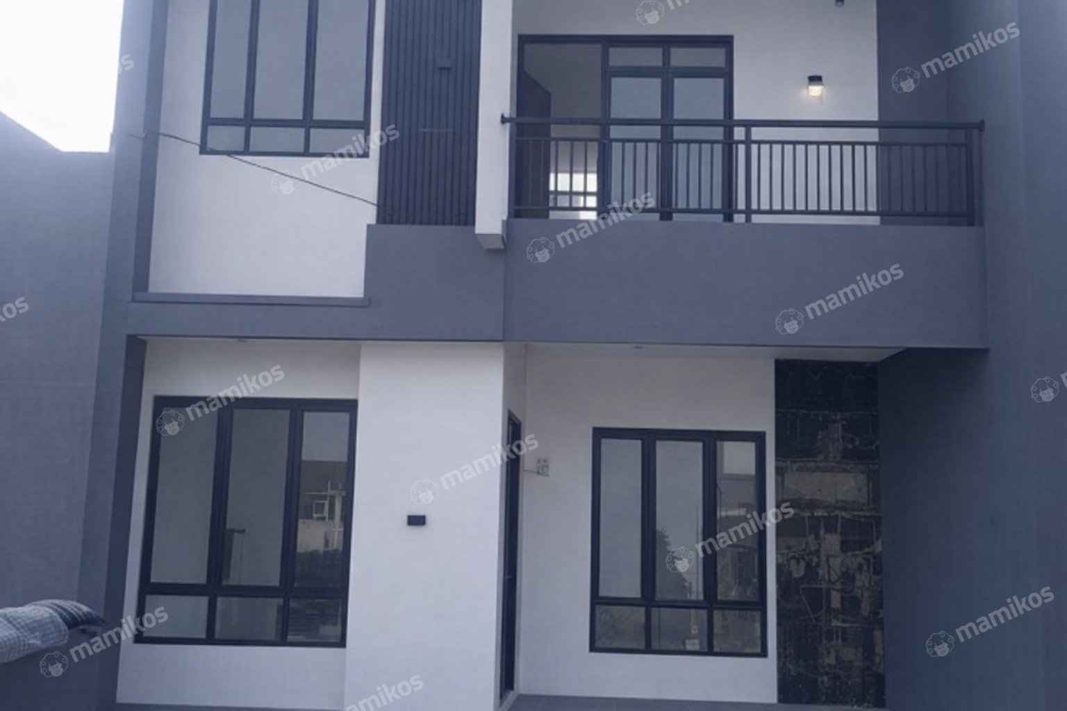 Rumah Sertifikat SHM 3 Kamar Tidur 2 Kamar Mandi Ciracas Jakarta Timur