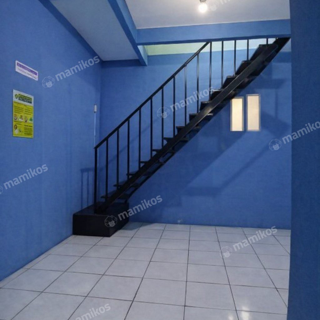 Rumah Sertifikat SHM 3 Kamar Tidur 3 Kamar Mandi Cipinang Jakarta Timur - Photo 2