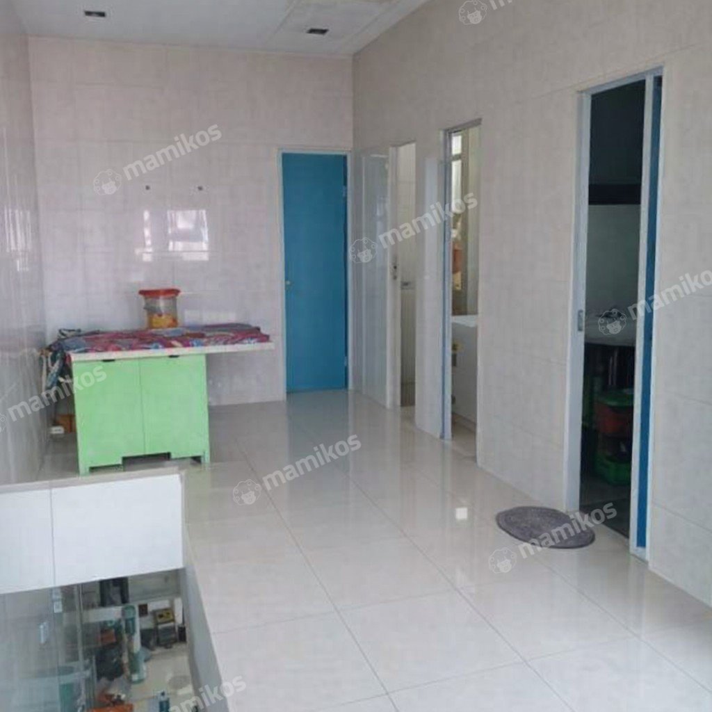 Rumah Sertifikat SHM 6 Kamar Tidur 3 Kamar Mandi Taman Palem Jakarta Barat - Photo 5
