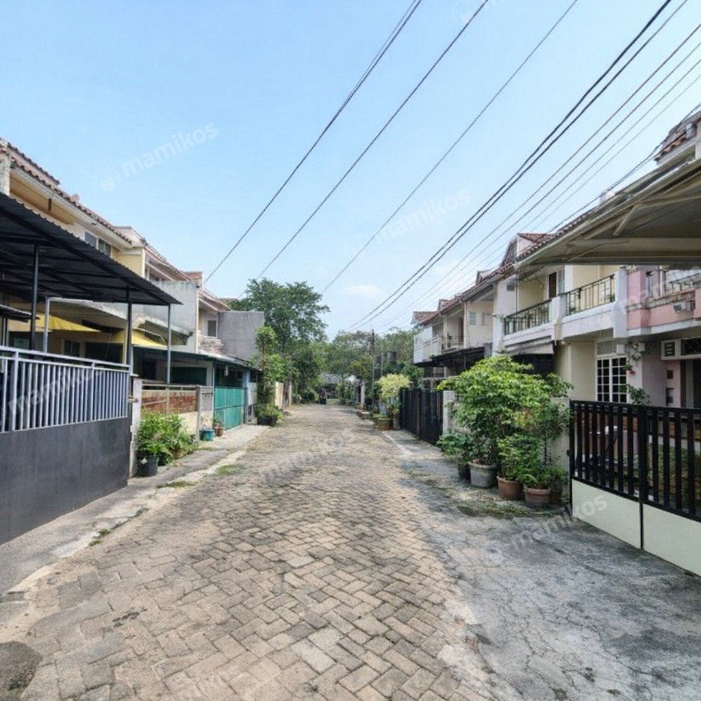Rumah Sertifikat SHM 2 Kamar Tidur 2 Kamar Mandi Taman Palem Jakarta Barat - Photo 3