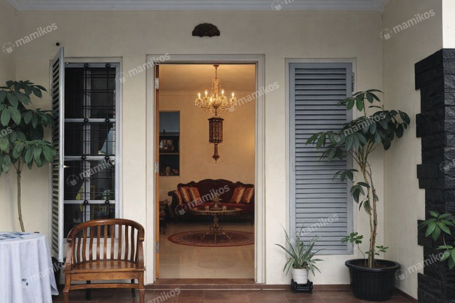 Rumah Sertifikat SHM 4 Kamar Tidur 2 Kamar Mandi Kebon Jeruk Jakarta Barat