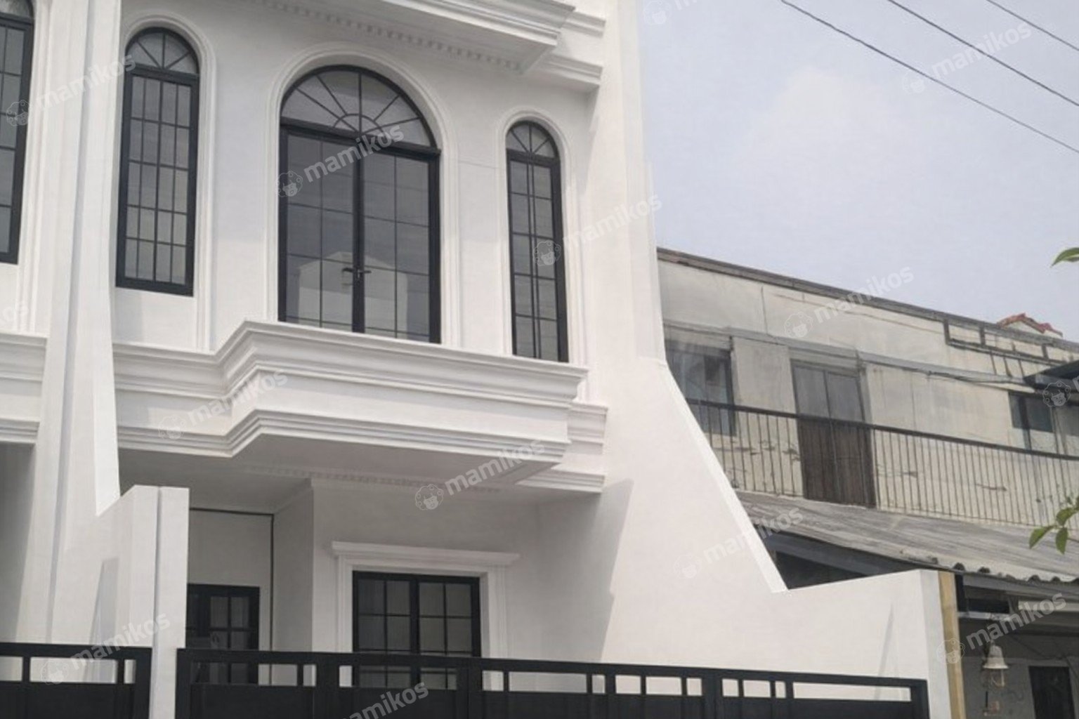 Rumah Sertifikat SHM 4 Kamar Tidur 5 Kamar Mandi Cipinang Jakarta Timur
