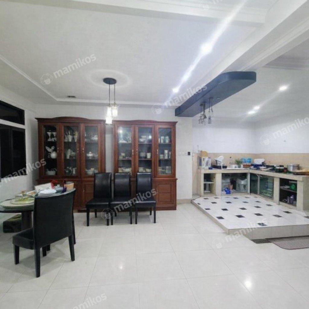 Rumah Sertifikat SHM 6 Kamar Tidur 6 Kamar Mandi Tebet Jakarta Selatan - Photo 4