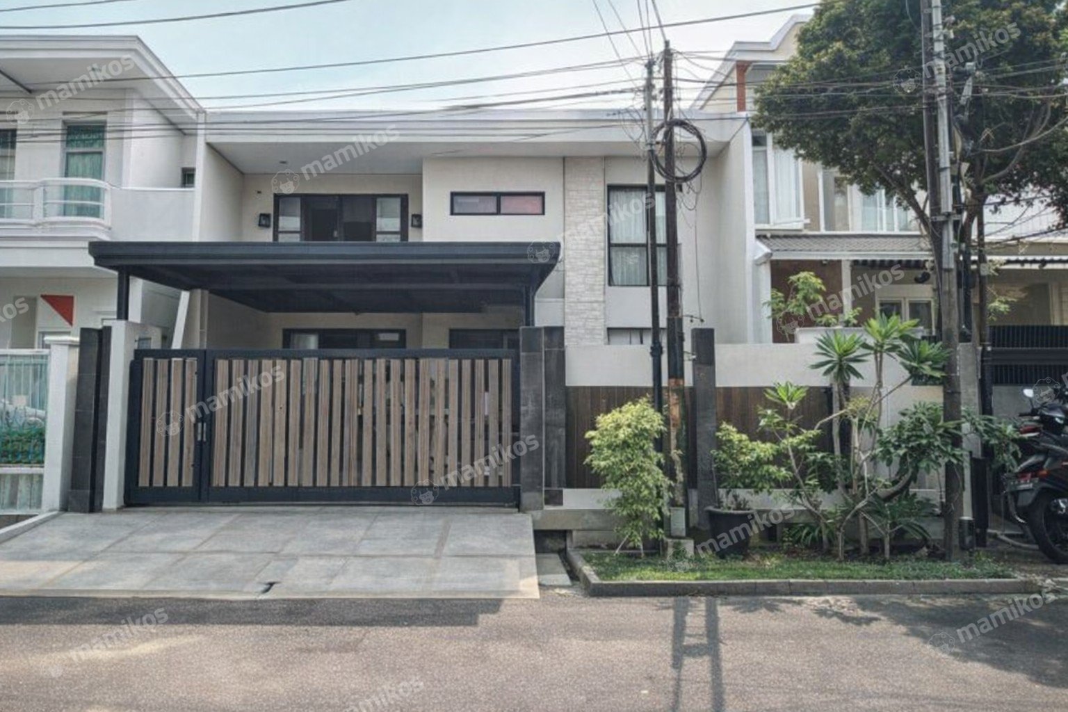 Rumah Baru Sertifikat SHM 4 Kamar Tidur Puri Indah Jakarta Barat