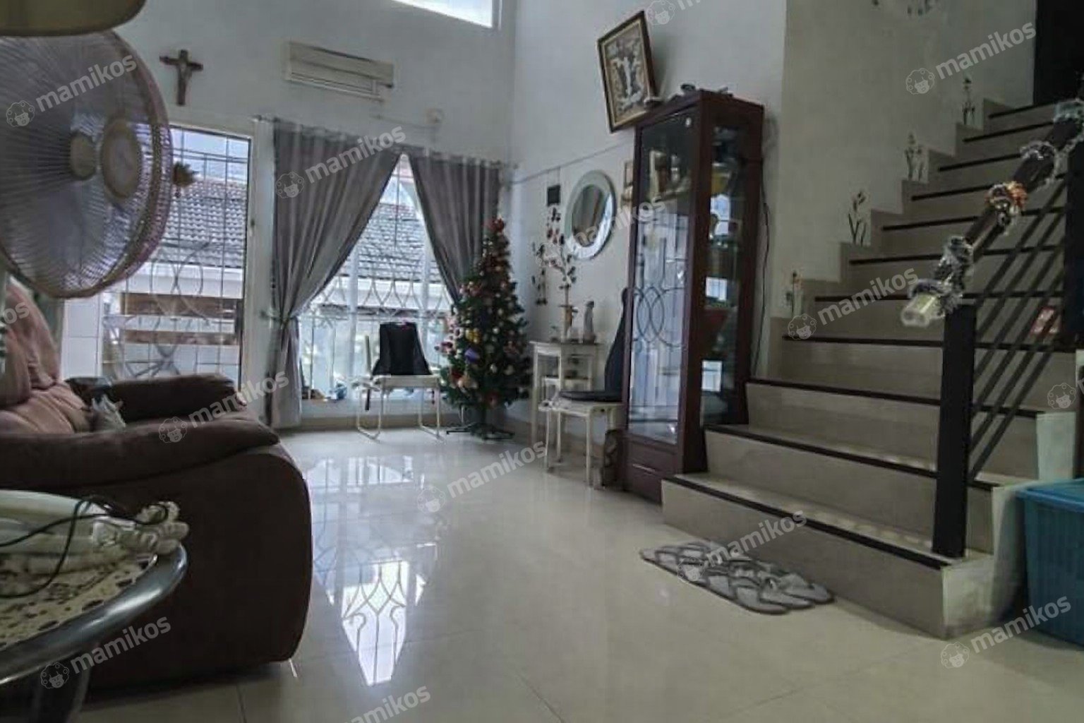 Rumah Sertifikat SHM 5 Kamar Tidur 3 Kamar Mandi Sunter Jakarta Utara
