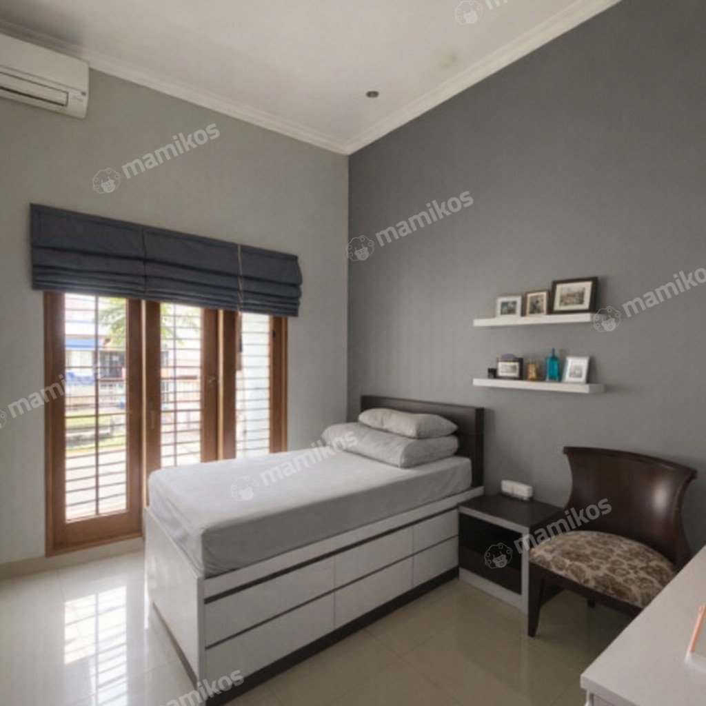 Rumah Sertifikat SHM 4 Kamar Tidur 4 Kamar Mandi Kebayoran Baru Jakarta Selatan - Photo 3
