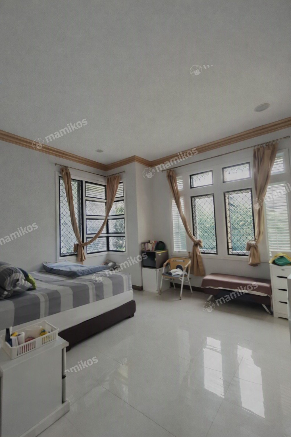 Rumah Sertifikat SHM 4 Kamar Tidur 3 Kamar Mandi Kelapa Gading Jakarta Utara - Photo 4