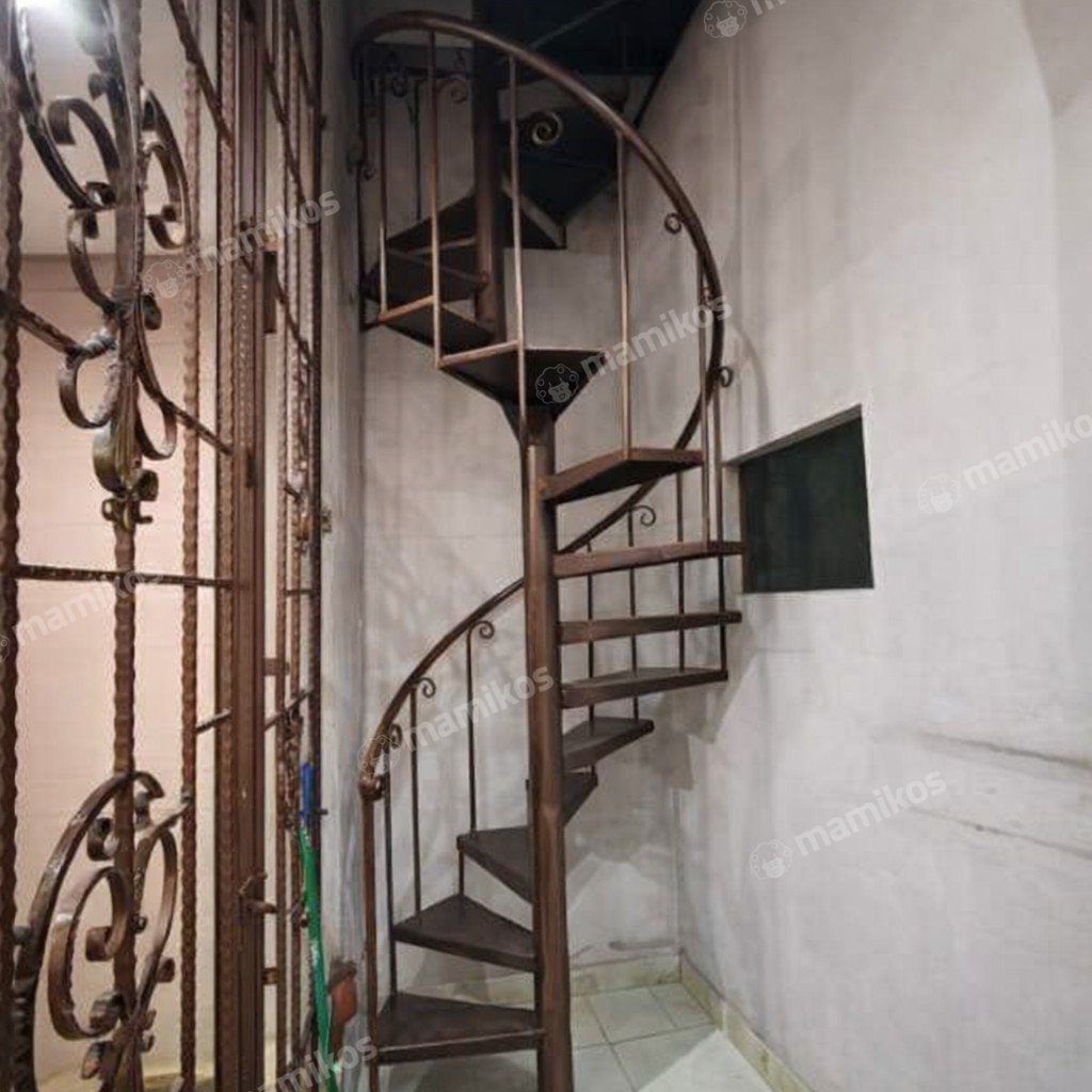 Rumah Sertifikat SHM 3 Kamar Tidur 4 Kamar Mandi Taman Surya Jakarta Barat - Photo 2