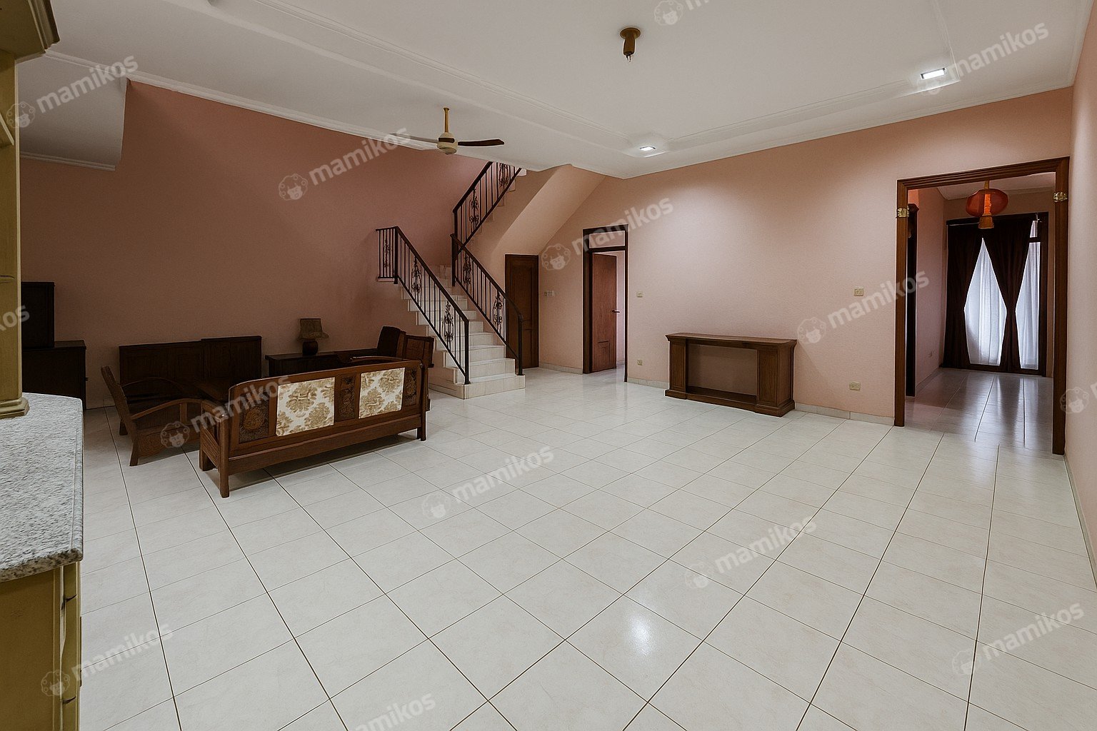 Rumah Sertifikat SHM 3 Kamar Tidur 4 Kamar Mandi Taman Surya Jakarta Barat - Photo 4
