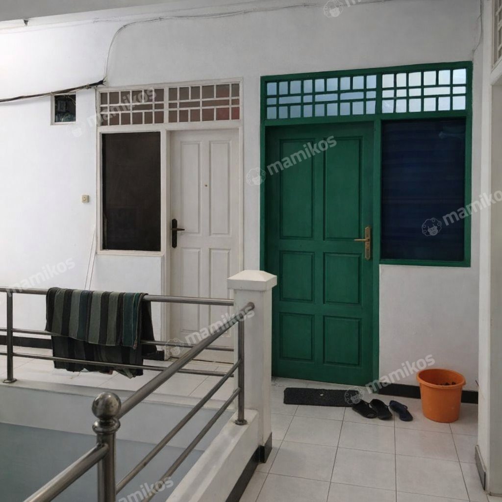 Rumah Sertifikat SHM 34 Kamar Tidur 8 Kamar Mandi Palmerah Jakarta Barat - Photo 2