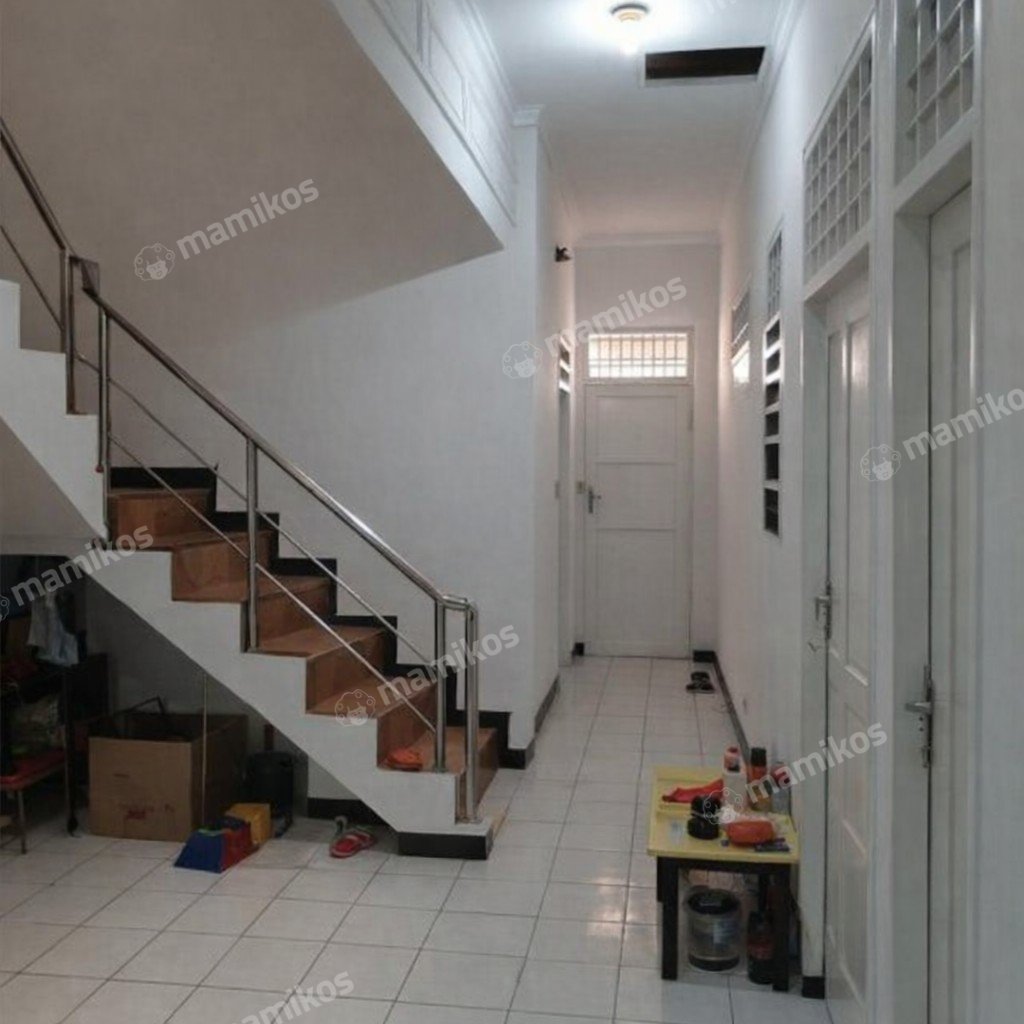 Rumah Sertifikat SHM 34 Kamar Tidur 8 Kamar Mandi Palmerah Jakarta Barat - Photo 3