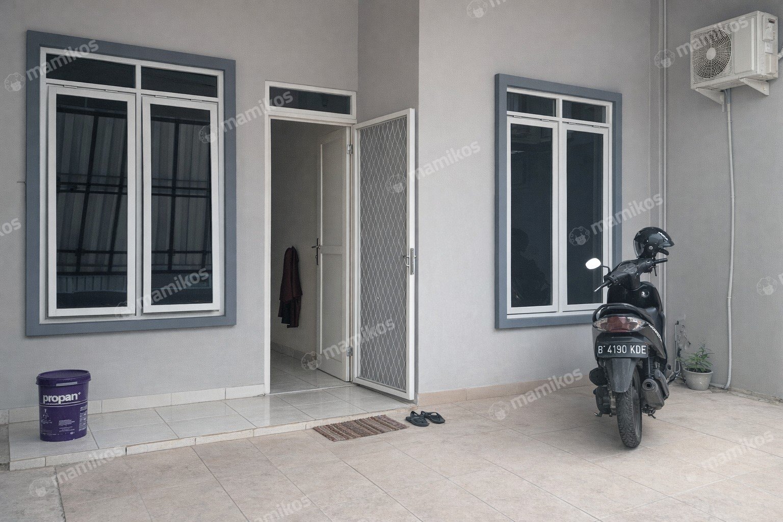 Rumah Sertifikat SHM 3 Kamar Tidur 2 Kamar Mandi Citra Garden Jakarta Barat - Photo 3